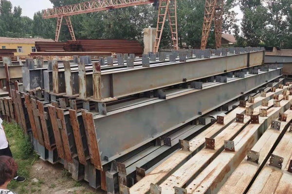 門式鋼結(jié)構輕型鋼結(jié)構預制倉庫